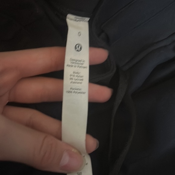 Lululemon size 0 align joggers !! - Picture 6 of 6